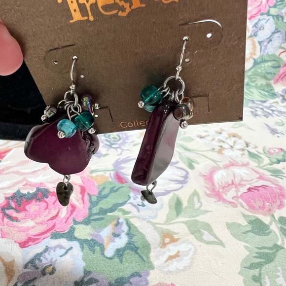 earring & bracelet - Picture 8 of 9